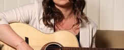 Laëti - Musique live 100% acoustique en guitare-voix
