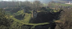 Château médiéval de Montfort sur Risle XIe - XIIe