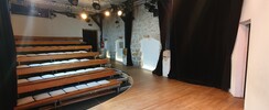 Accueil de spectacles et privatisation d’un théâtre parisien