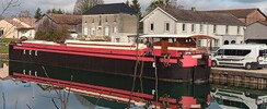 péniche théâtre à finir d'aménager