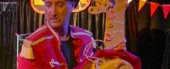 Compagnie Rêvassons - Gigi rigolote au cirque.