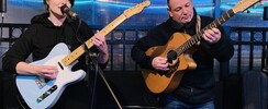 Eric Gombart & Mia Delmaë - Duo E&M