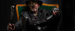 Esteban, le magicien -   Fakir burlesque, Père Noël, Saint-Nicolas, Halloween....