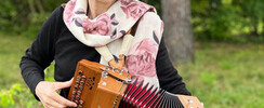 Kika Farré - Conteuse Toulousaine et son accordéon