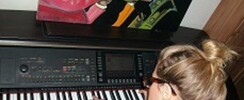 Cours de piano à domicile sur Lyon et Villeurbanne/Professeur diplômée