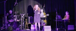 LYDIE NAËL, Chanteuse de Jazz - concerts, soirées, congrès, cérémonies...