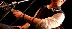 Julien Charbon - Animations musicales - Guitare-chant et/ou DJ
