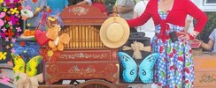 Claracroq'cartons - Clara l'artiste et son orgue de barbarie festif et envoûtant