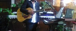 CLIFF CHANTEUR/MUSICIEN