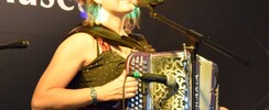 Valérie - Cours solfège, accordéon, sax, violon