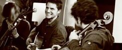 Laurent Villez Trio.VlllZ - Basse, Violoncelle , Guitare/Voix.