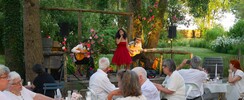 Mymi Rose quartet - Swing Ligérien - LAISSEZ VOUS PIQUER PAR LA CHANTEUSE MYMI ROSE.