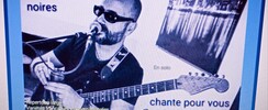 Hervé Paul en lunettes noires  - Variétés françaises et internationales