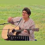 Béatrice - Cours de Guitare et, ou de Chant pour tous dans tous styles