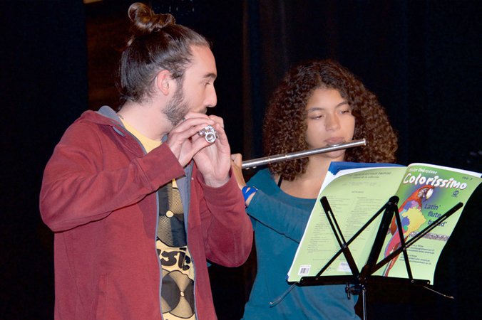 Association Enac - Cours particuliers de flûte en salle ou à domicile