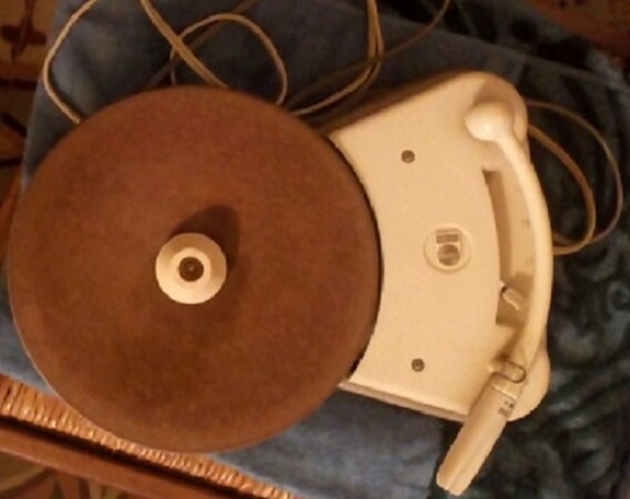 tourne-disque Philips WELCOME TO THE JUNGLE