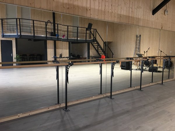 Salle polyvalente privée de 220 M2