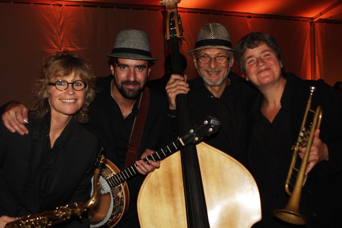 CRAZY STOMPERS - JAZZ New Orleans