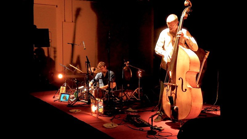 Jazz d'Oustanie - Duo basse tablas 