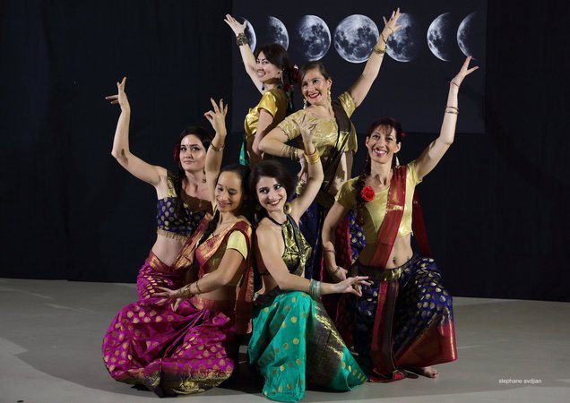 Jyoti Cie - Compagnie de danses indiennes modernes et populaires