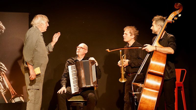 Miles ou le coucou de Montreux - Spectacle théâtre et concert