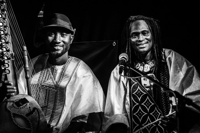Sankoum Cissokho & Mbar Ndiaye  - duo de griots du Sénégal 