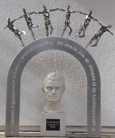 DU BUISSON SCULPTURES - Sculptures funéraires