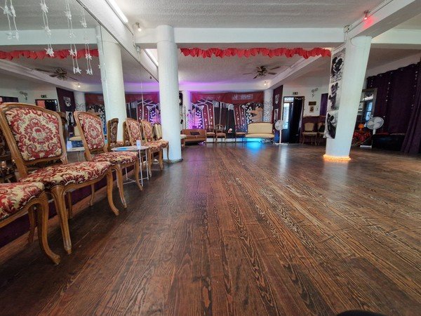 Location salle de danse, répétition, théâtre, cours de chant