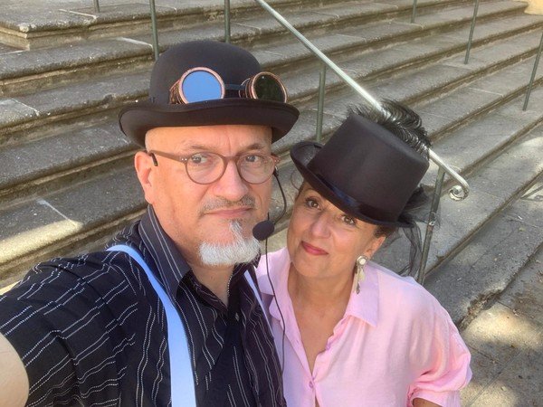 Massilia Barbarie - Chanteur et joueur d' orgue de Barbarie