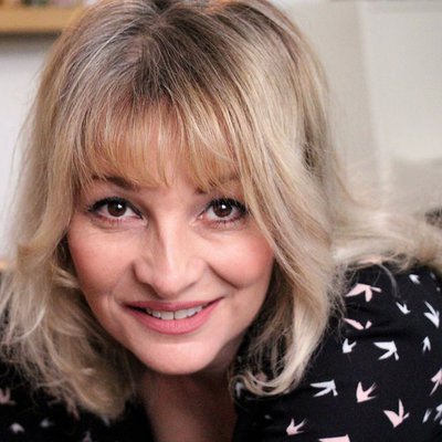 Théodora - CHANTEUSE DE VARIETE