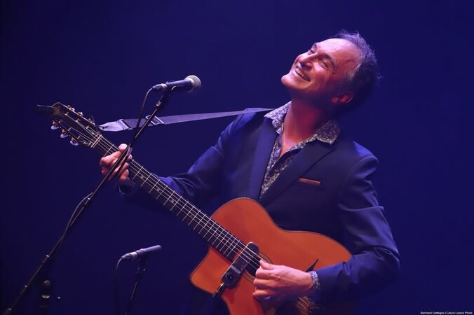 Chansons françaises par Philippe Lafon et François Fava.