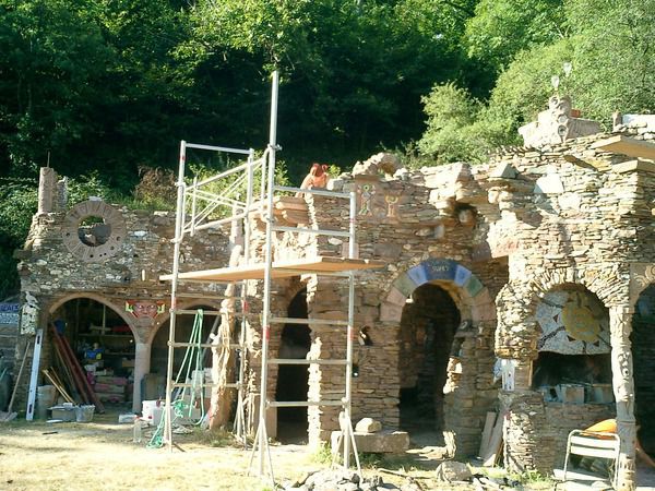 chantier construction insolite