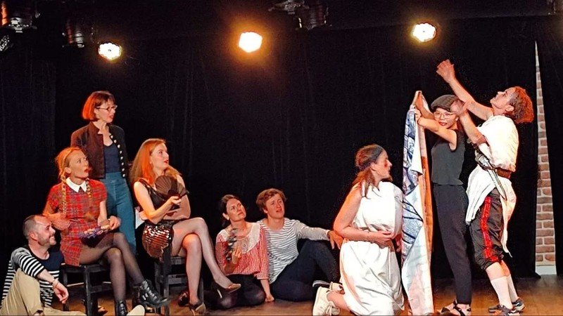  2025/2026 Recherche 3 comédien(ne)s 20/50 ans 