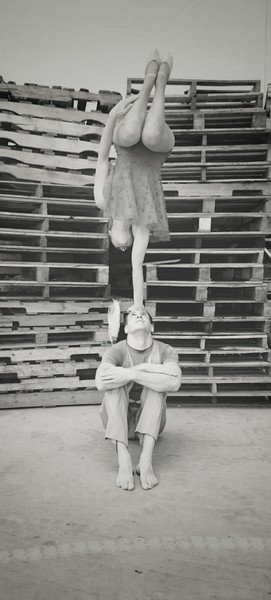 Duo Eleonore et jérémie - Artistes de cirque 