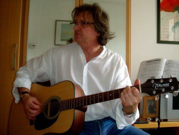 Jean Guigné Bologne - Cours de Guitare à Domicile