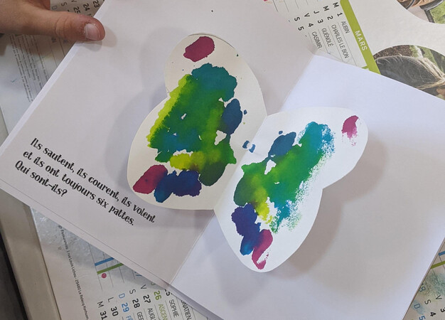 Mini livre "6 pattes et pop-up"