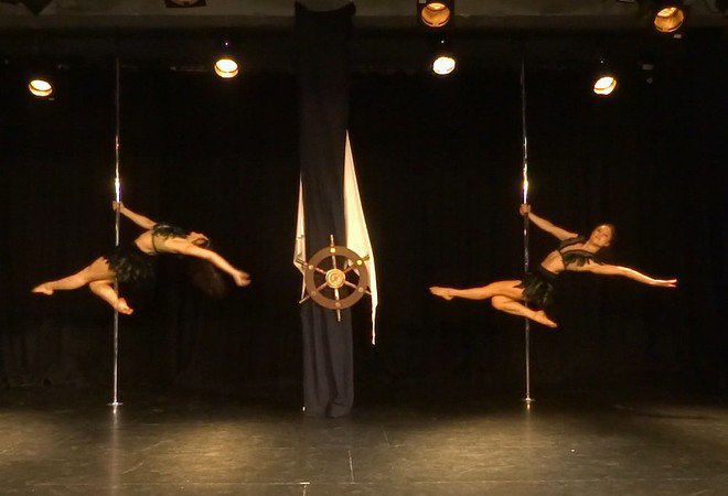 POLE DANCE PARIS - Cours de Pole Dance Chorégraphique
