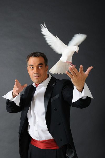 THIERRY BATTEUX - SPECTACLE DE MAGIE POUR ENFANTS