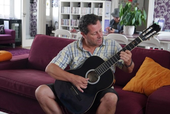 Alain  Thézelais - Donne cours de guitare