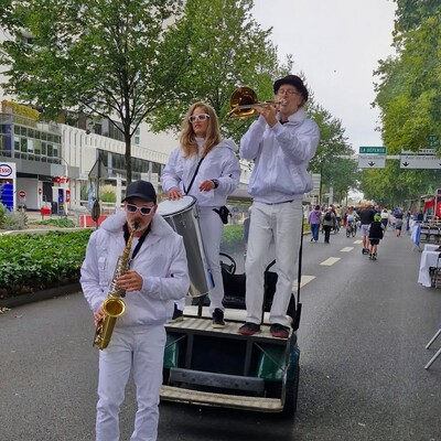 Cie WIM PERCUSSION - TRIO FANFARE saxo trombone percu tambour