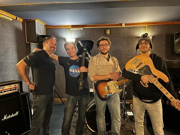 BYoS - Groupe reprise Rock cherche concerts