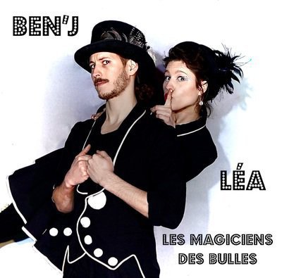 Les Magiciens des bulles de savon - Spectacle bulles géantes et encore bien plus...