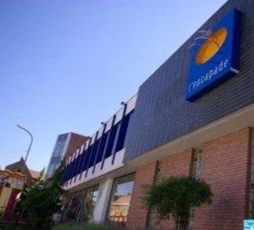 Centre Culturel l'Escapade - Transmettre par la pratique artistique, tout en se découvran