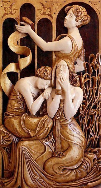 Révélations inattendues  -  Bas-reliefs et sculptures sur bois