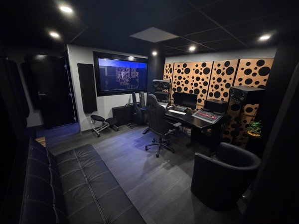Studio d'enregistrement (bail a céder ) 