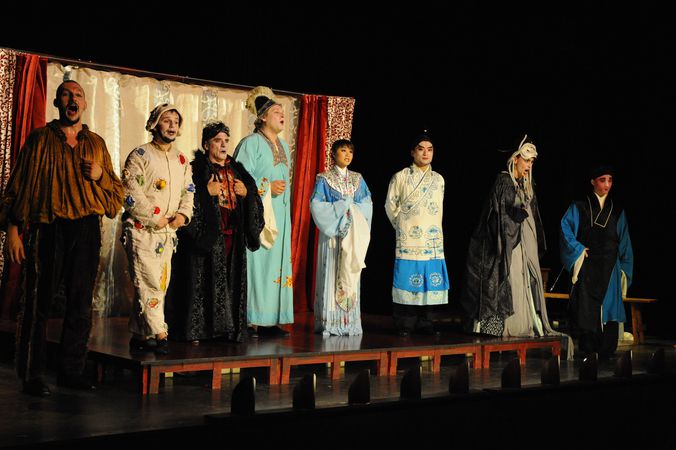 Arlequin navigue en Chine, création et mise en scène de Luca Franceschi par La Compagnie du Théâtre des Asphodèles