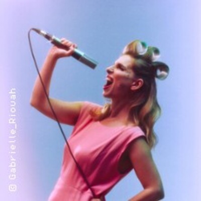 "Barbara Carlotti"