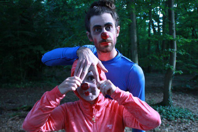 CONTRE TOUT CONTRE - Spectacle poésie clownesque dansée