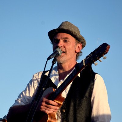 YOLKO - Auteur, compositeur de la Chanson Française