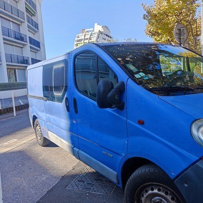 A VENDRE : Renault Trafic 5 places rallongé